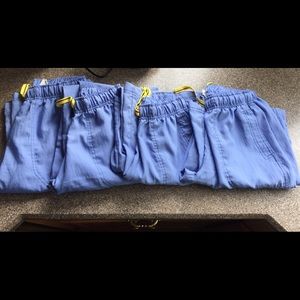 WonderWink 4-stretch scrubs